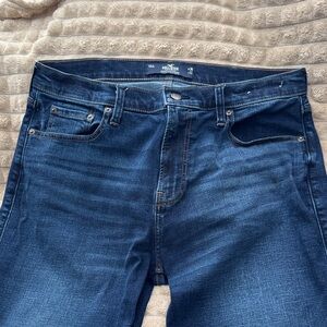 Hollister Men's Dark Blue athletic slim straight Jeans